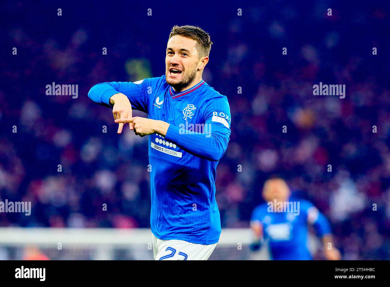Glasgow, Regno Unito. 5 novembre 23. Glasgow, Regno Unito. Nella seconda delle semifinali via Play, i Rangers hanno giocato Hearts all'Hampden Park, Glasgow, Scozia, Regno Unito. I Rangers vinsero 3 - 1 con due gol da Tavernier e uno da Scott Wright. Tavernier ha segnato da un rigore e da un fallo del set piece. Shankland ha segnato per Hearts da un rigore. I Rangers giocano ad Aberdeen nella finale del 17 dicembre 2023 Credit: Findlay/Alamy Live News Foto Stock