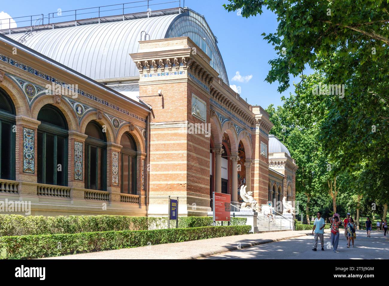 Museo Reina Sofia (Centro d'arte del Museo Nazionale della Regina Sofía), Parque del Buen Retiro (Parco del Buen Retiro), Retiro, Madrid, Regno di Spagna Foto Stock