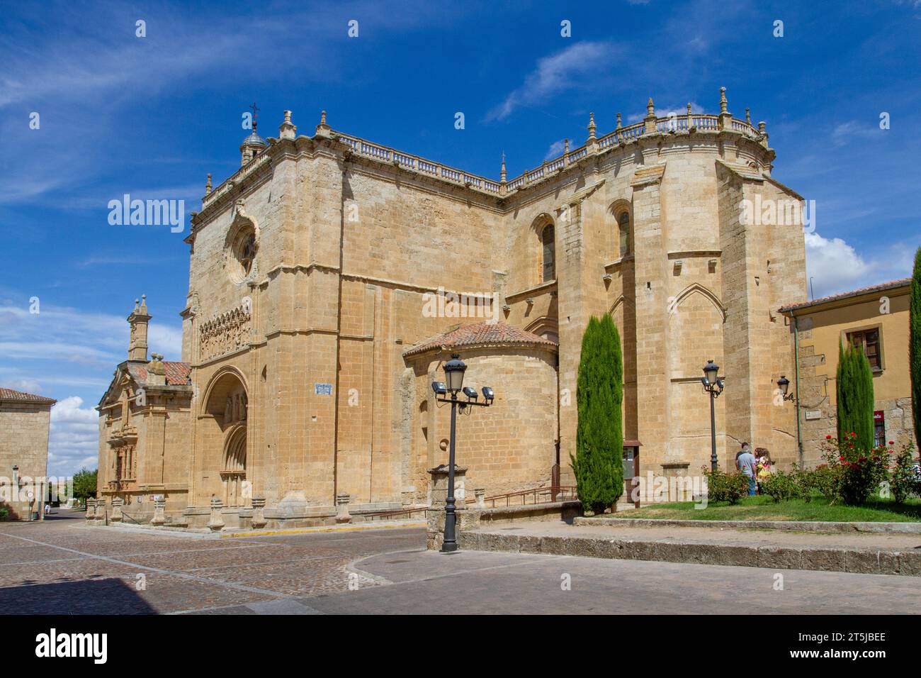 La storica cattedrale medievale di Santa María nella città spagnola di Ciudad Rodrigo, Spagna nord-occidentale Foto Stock