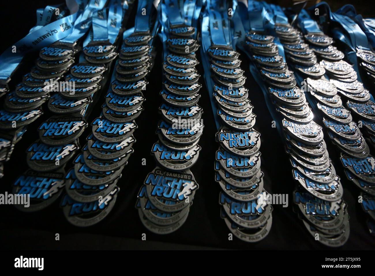 Valencia, Carabobo, Venezuela. 4 novembre 2023. 4 novembre 2023. La Samsung clx Race, che si svolge di notte nella città di Valencia, nello stato di Carabobo. Foto: Juan Carlos Hernandez (Credit Image: © Juan Carlos Hernandez/ZUMA Press Wire) SOLO USO EDITORIALE! Non per USO commerciale! Foto Stock