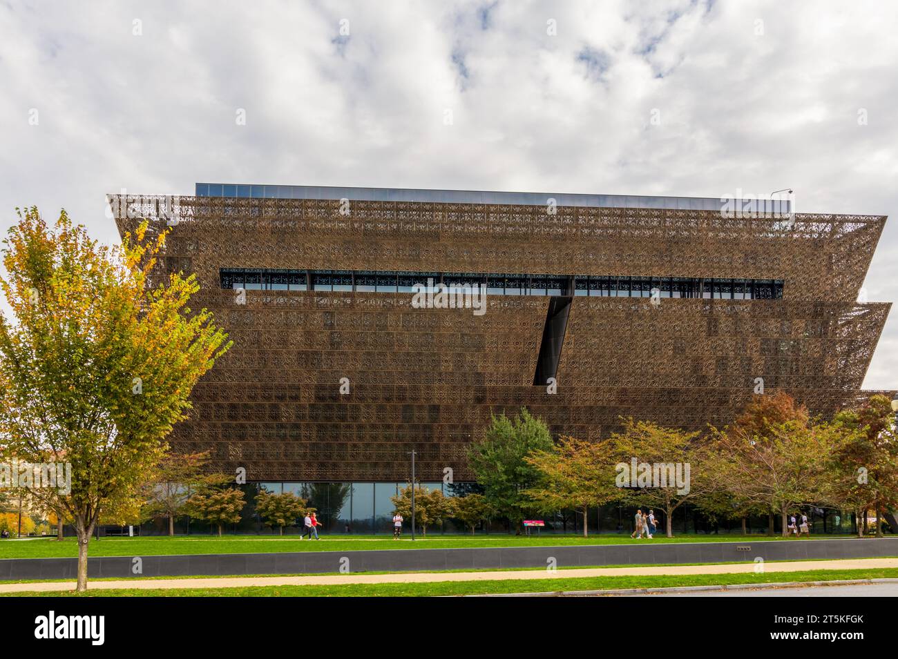 Washington, DC - 29 ottobre 2023: Il National Museum of African American History and Culture, situato nel National Mall. Foto Stock