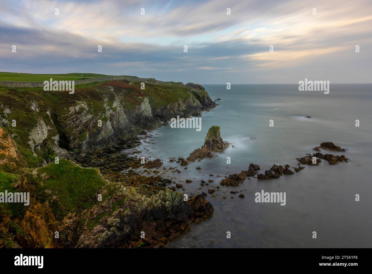 Iconici porticcioli marini a Rhoscolyn, Galles. Foto Stock