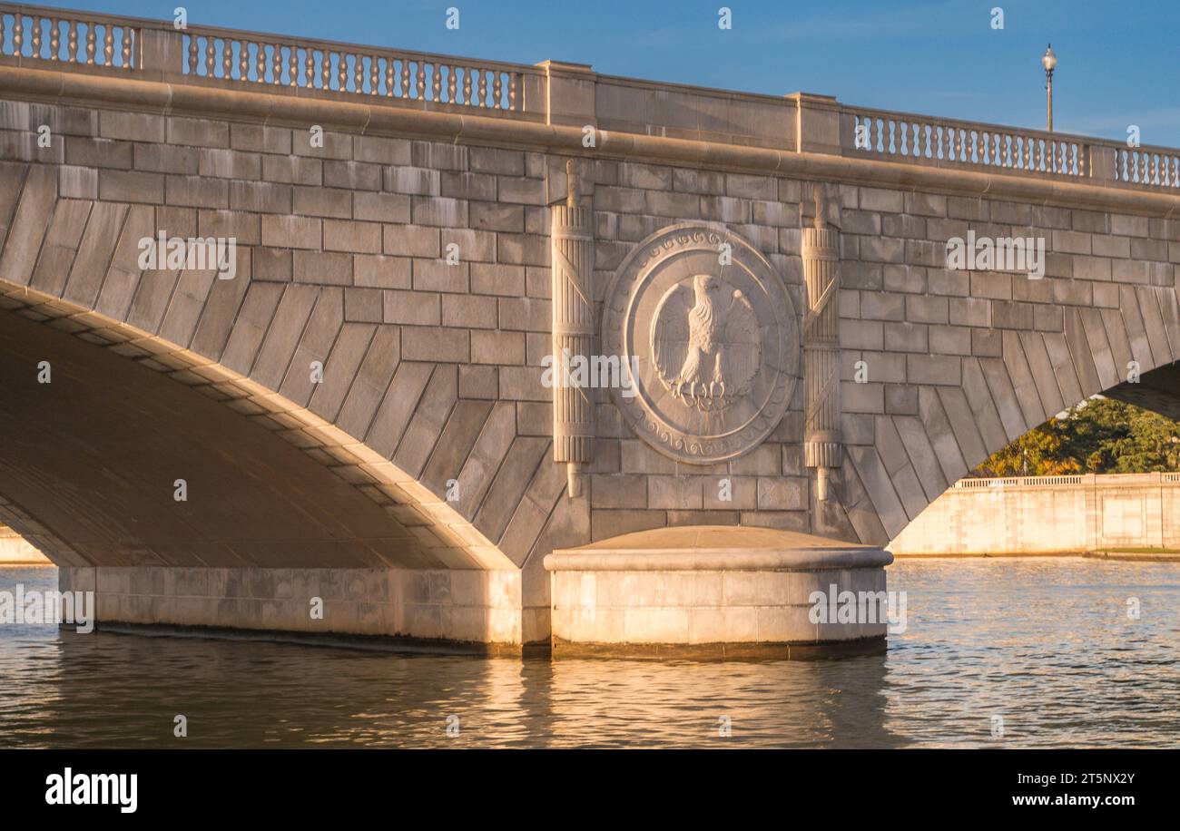 WASHINGTON, DC, USA - dettaglio del Memorial Bridge, sul fiume Potomac. Foto Stock