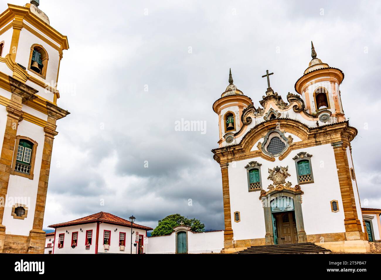 Chiese barocche nella città di Mariana a Minas Gerais, Brasile Foto Stock