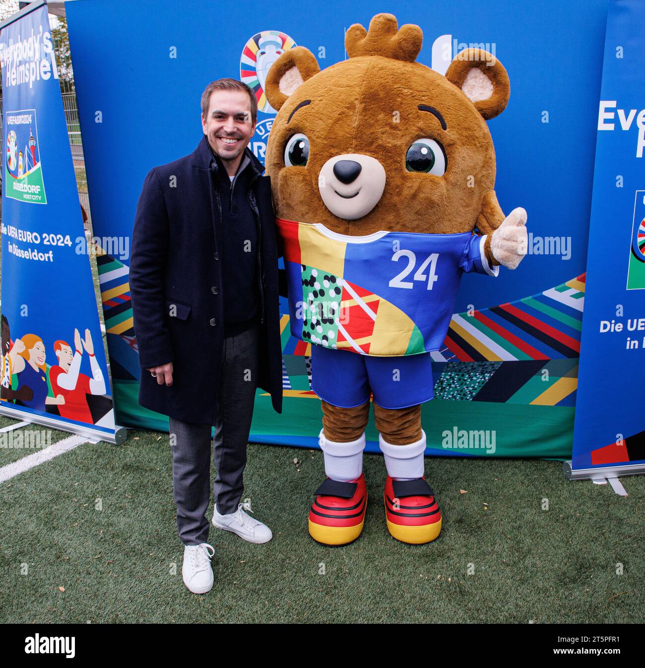 06.11.2023. Düsseldorf. Die UEFA EURO 2024 wird - getreu dem städtischen motto "Everybody's Heimspiel" - zu einem Fußballfest für alle Düsseldorferinn Foto Stock