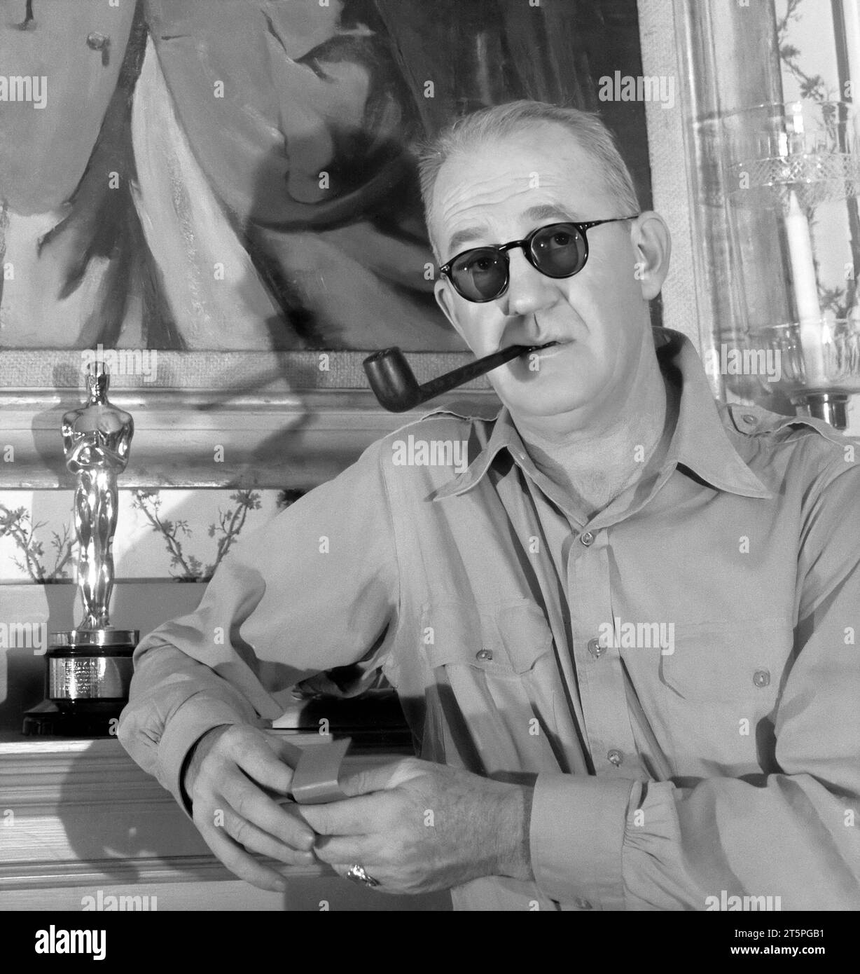 John Ford. Ritratto del regista americano, John Martin Feeney (1894-1973), 1946 Foto Stock