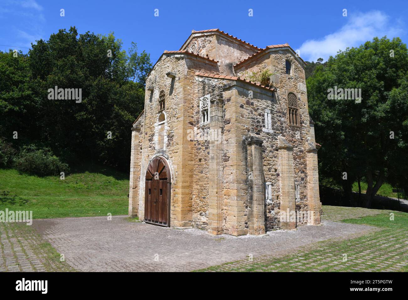 Chiesa preromanica di San Miguel de Lillo (IX secolo). Oviedo, Asturie, Spagna. Foto Stock