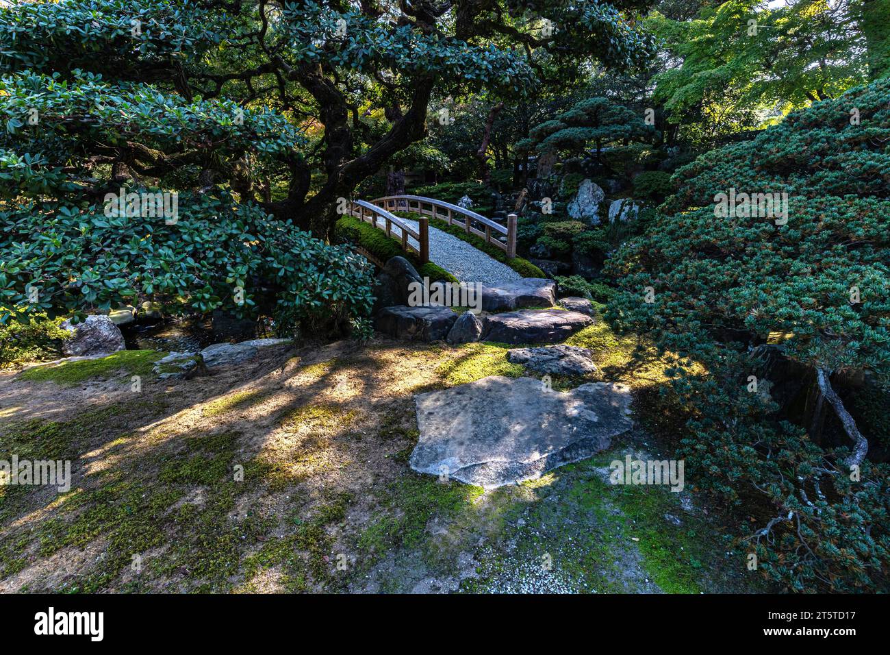 Oikeniwa Garden Kyoto Gyoen - il Palazzo Imperiale di Kyoto era un palazzo dove gli imperatori successivi vivevano e conducevano i loro affari politici per oltre 500 anni Foto Stock