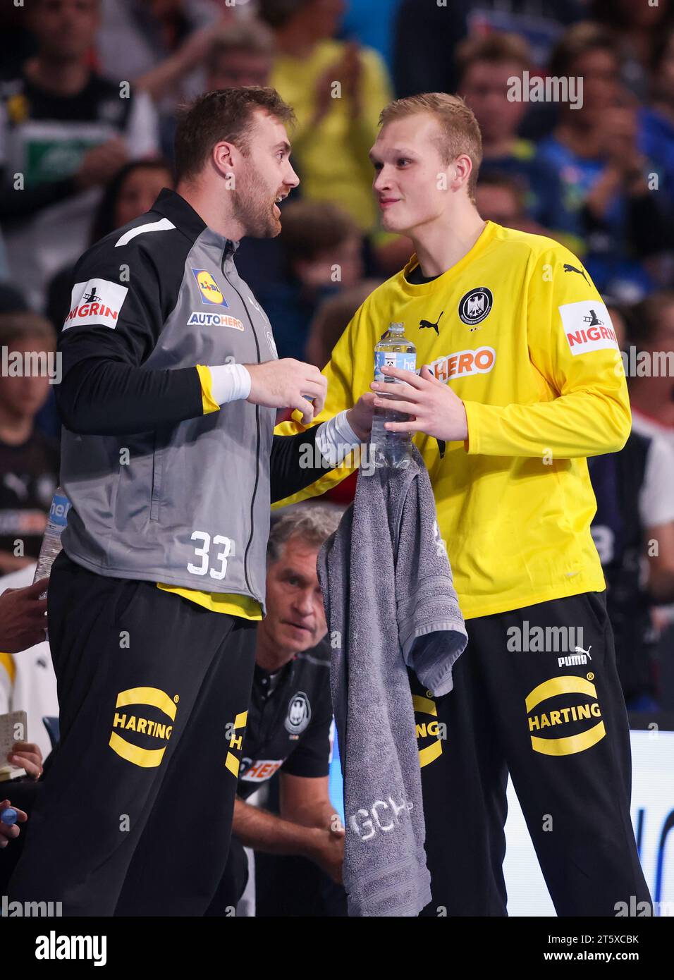 David SpŠth della Germania Andreas Wolff della Germania Handball LŠnderspiel in der Olympia Halle MŸnchen 5.11.2023 Deutschland - €gypten © diebilderwelt / Alamy Stock Foto Stock