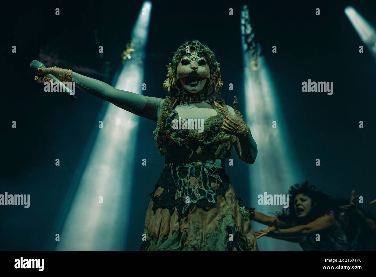 Milano, Italia. 6 novembre 2023. La cantautrice americana Melanie Martinez si esibisce dal vivo al Mediolanum Forum di Assago, Milano, il 6 novembre 2023 (foto di Maria Laura Arturi/NurPhoto)0 crediti: NurPhoto SRL/Alamy Live News Foto Stock