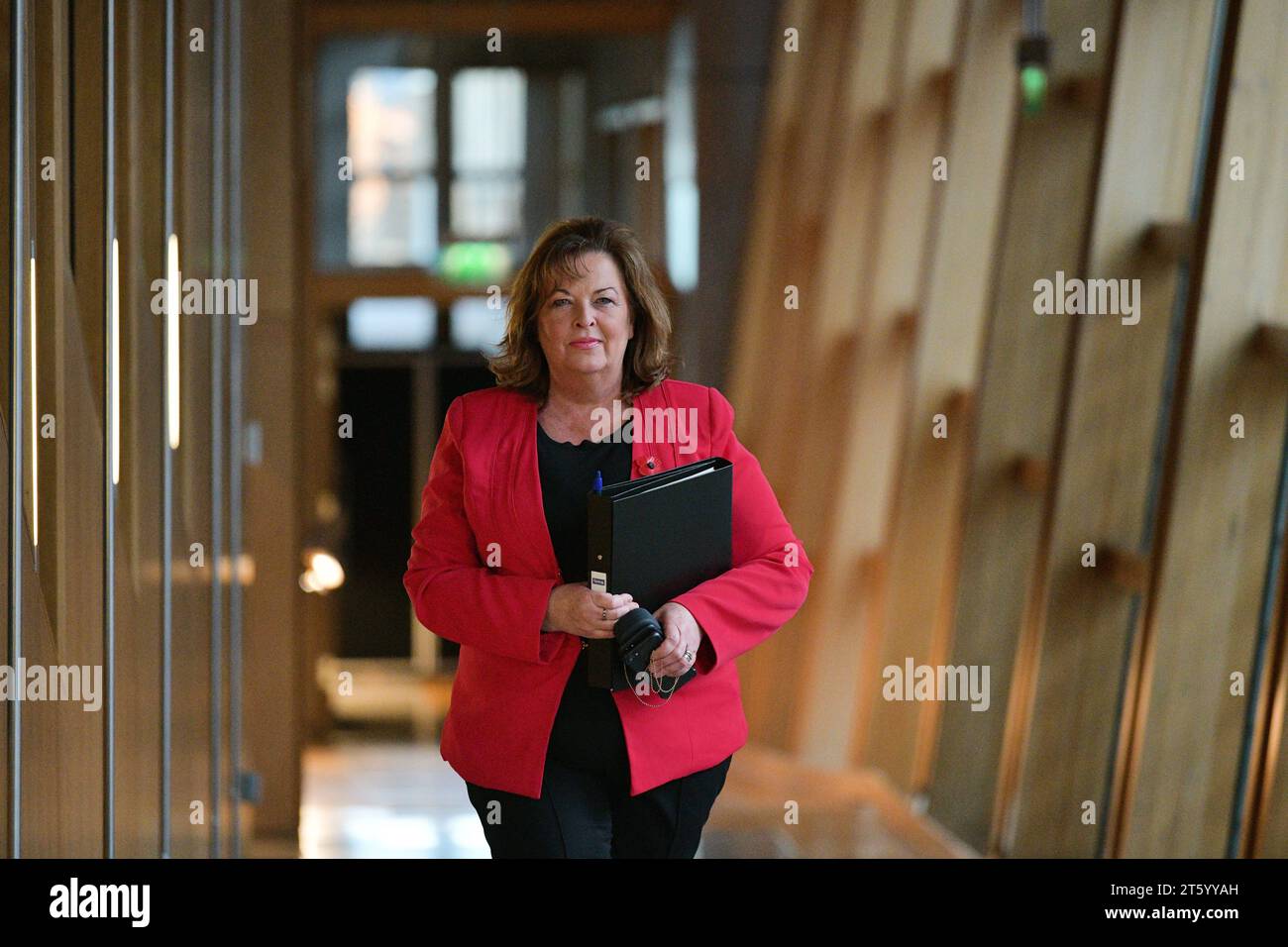 Edinburgh Scotland, UK 07 novembre 2023. Ministro dei trasporti Fiona Hyslop MSP presso il Parlamento scozzese per il dibattito sul Net Zero, Energy and Transport Committee, A Modern and Sustainable Ferry Service for Scotland. credit sst/alamy live news Foto Stock