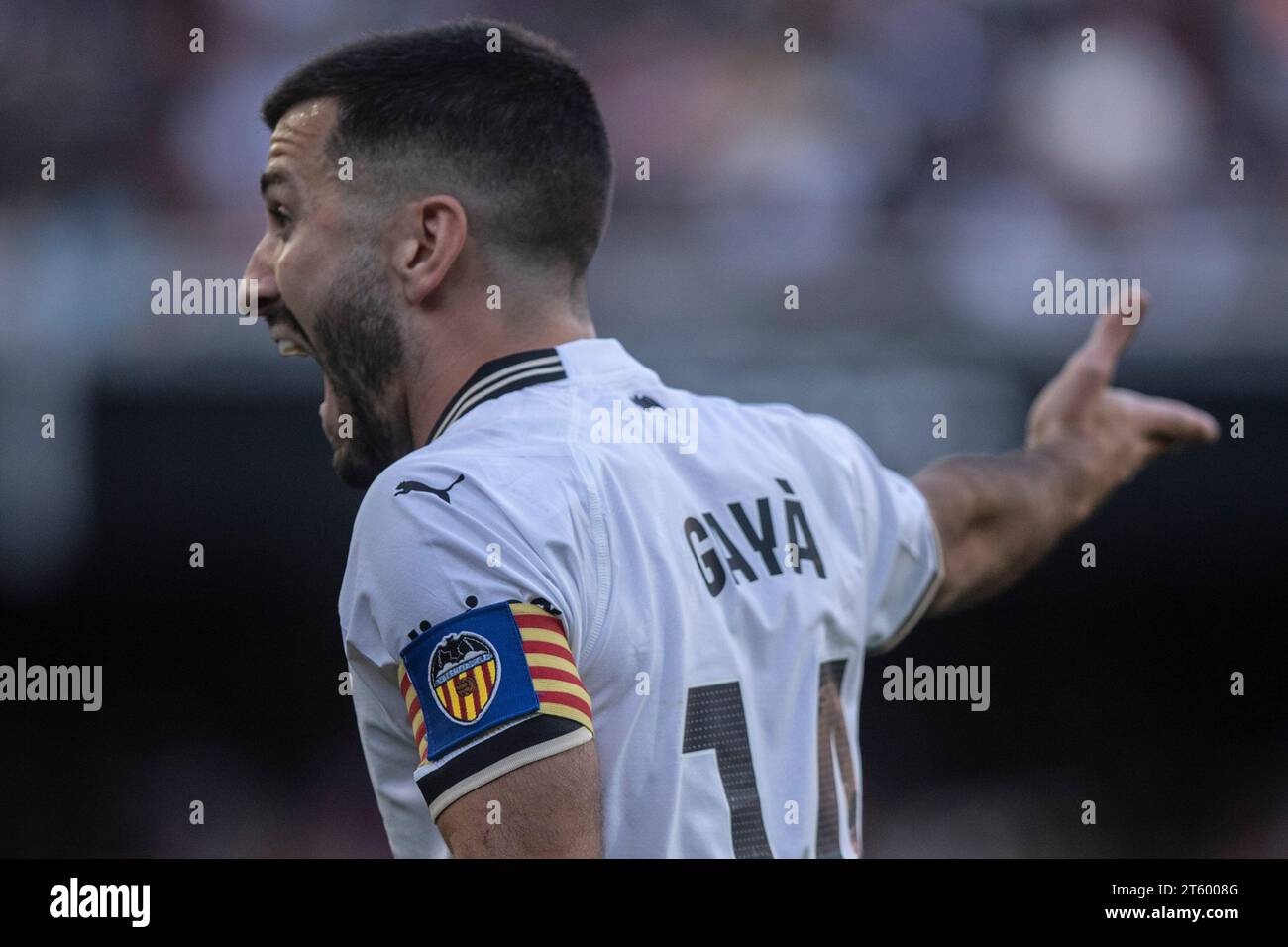 José Gayà (Valencia CF) visto in azione durante la partita tra Valencia CF e Granada CF di LaLiga EA Sports all'Estadio Mestalla. Punteggi finali; Valencia CF 1-0 Granada CF. Foto Stock