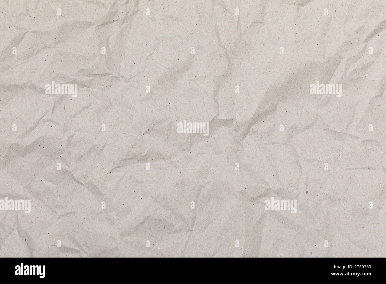 Foglio di kraft increspato grigio realizzato in carta riciclata con texture e dettagli Foto Stock