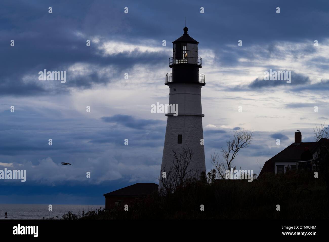 Portland Head Light e Keepers' Quarters a Cape Elizabeth e Fort Williams Park nel Maine Foto Stock