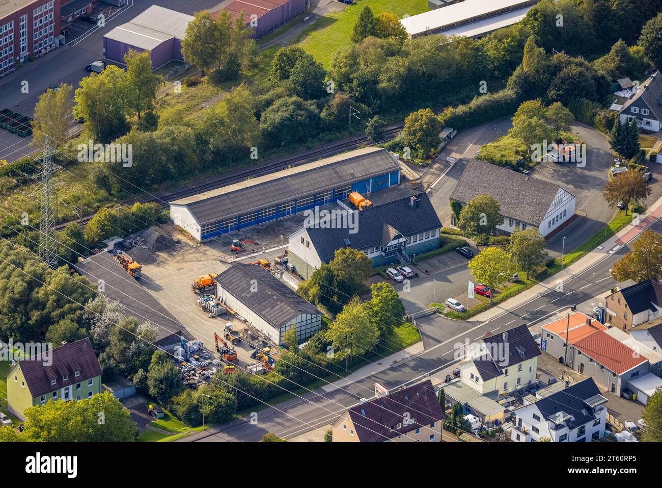 Foto aerea, deposito di manutenzione stradale dell’autorità per la costruzione di strade dell’NRW, Eichen, Kreuztal, Siegerland, Renania settentrionale-Vestfalia, Germania, manutenzione stradale Foto Stock