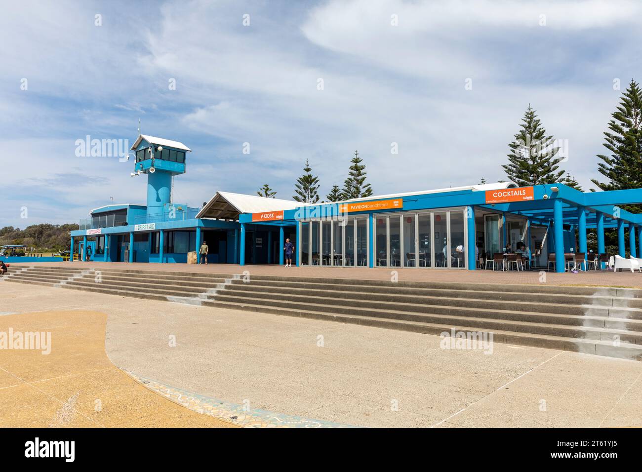 Edificio Maroubra Beach Pavilion sul lungomare, sobborghi orientali di Sydney, NSW, Australia Foto Stock