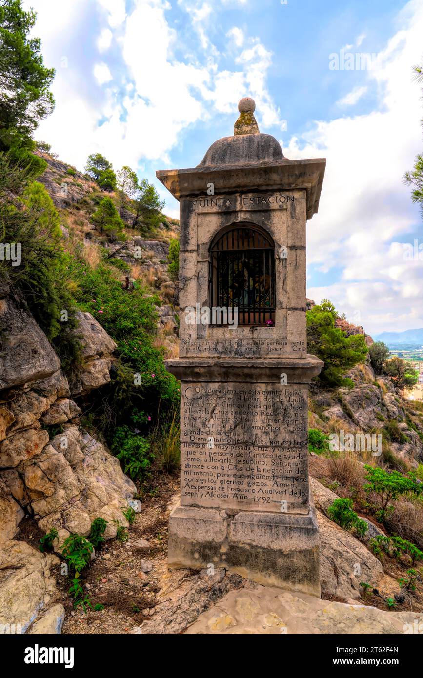 Cullera Spain estacion Quinta, la quinta delle quattordici storiche strutture religiose lungo il percorso per il castello Foto Stock