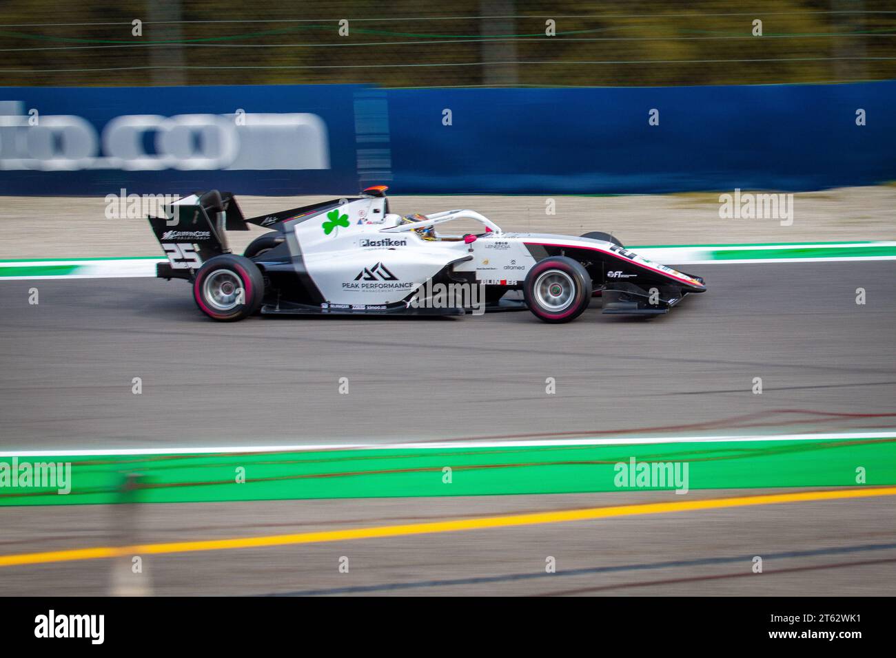 Joshua Dufek durante il primo weekend di GP con la Formula 3 a Monza Foto Stock