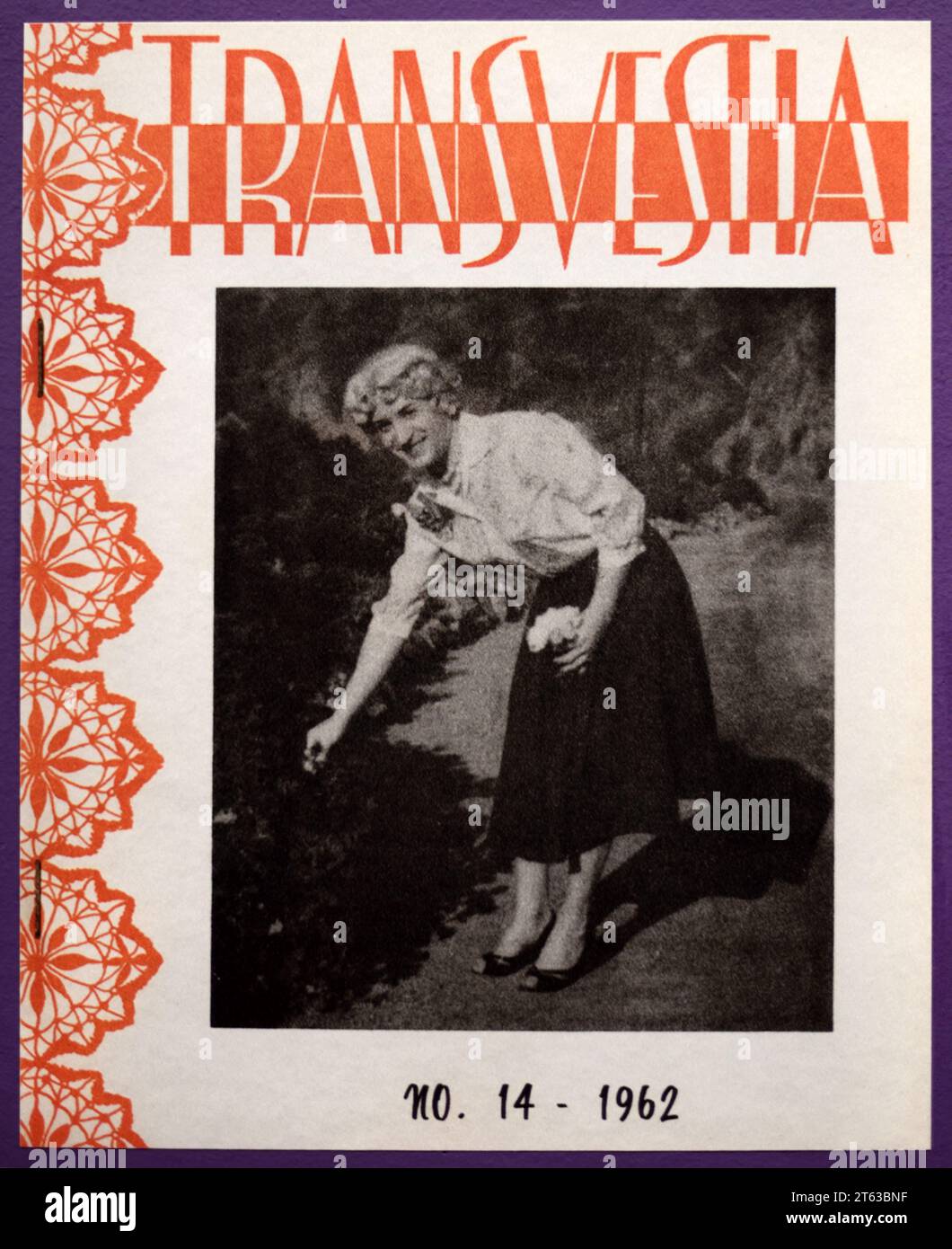 Copertina di Transvestia Magazine pubblicata per alcuni anni nei primi anni '1960 per Transvestites e Cross Dressers Foto Stock