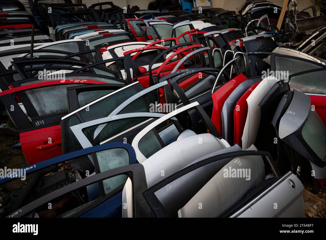 Porte delle auto, Effingham Rd, Sheffield 2023 Foto Stock