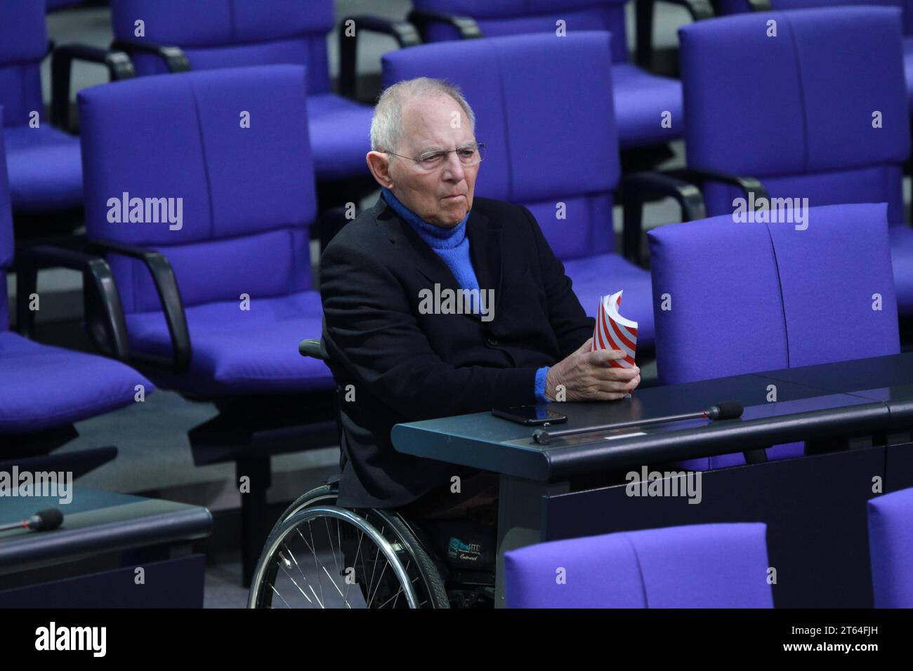 Berlin, Deutschland, 08.11.2023: Sitzungswoche im Deutschen Bundestag: Wolfgang Schäuble, CDU *** Berlino, Germania. , . Settimana di seduta nel Bundestag tedesco Wolfgang Schäuble, CDU Copyright: XdtsxNachrichtenagenturx dts 25299 Credit: Imago/Alamy Live News Foto Stock