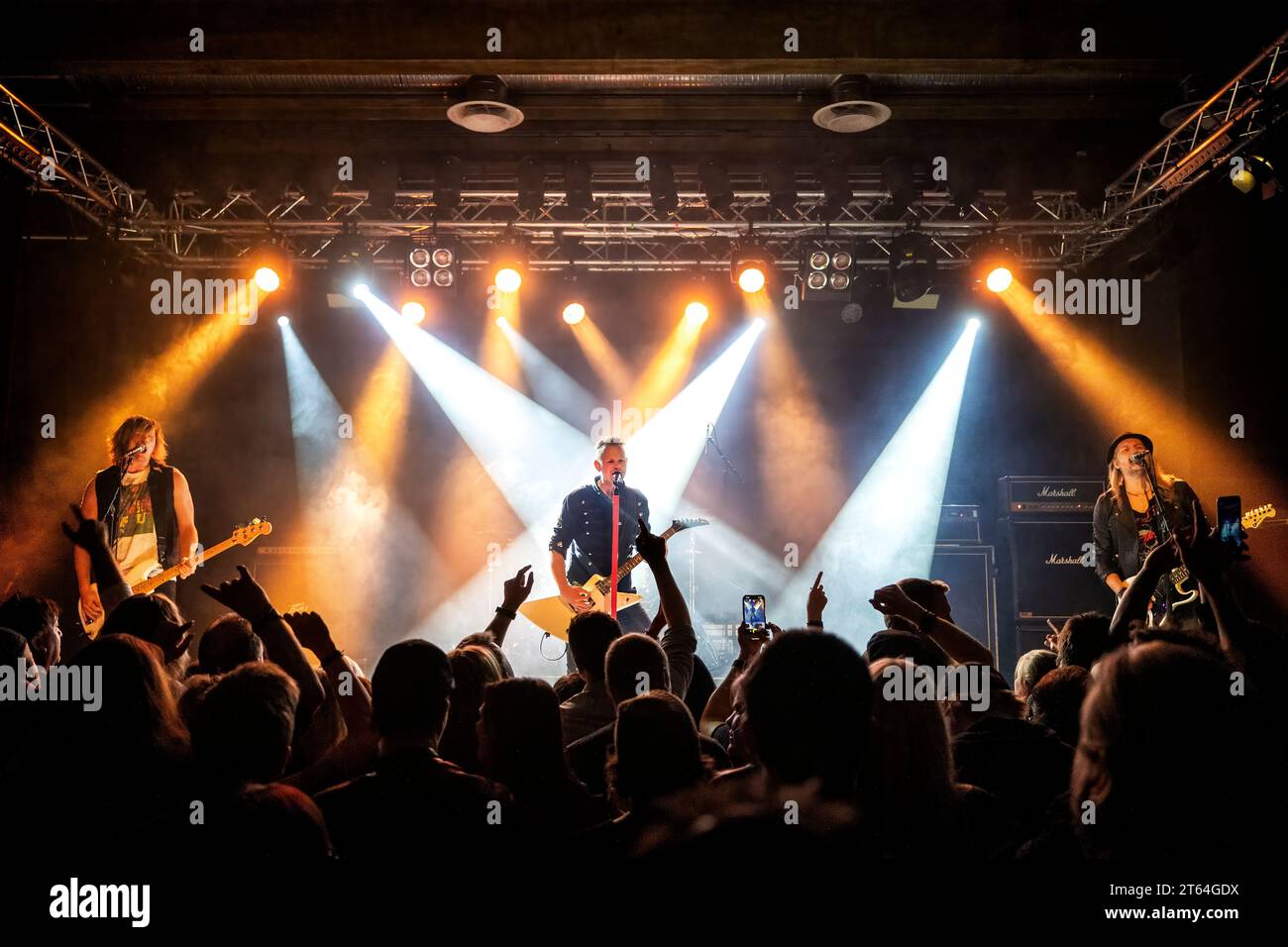 Oslo, Norvegia. 28 ottobre 2023. La band hard rock svedese Eclipse esegue un concerto dal vivo alla Vulkan Arena come parte dell'Oslo Rock Fest 2023 a Oslo. Qui il cantante e chitarrista Erik Maartensson è visto dal vivo sul palco. (Foto: Gonzales Photo - Terje Dokken). Foto Stock