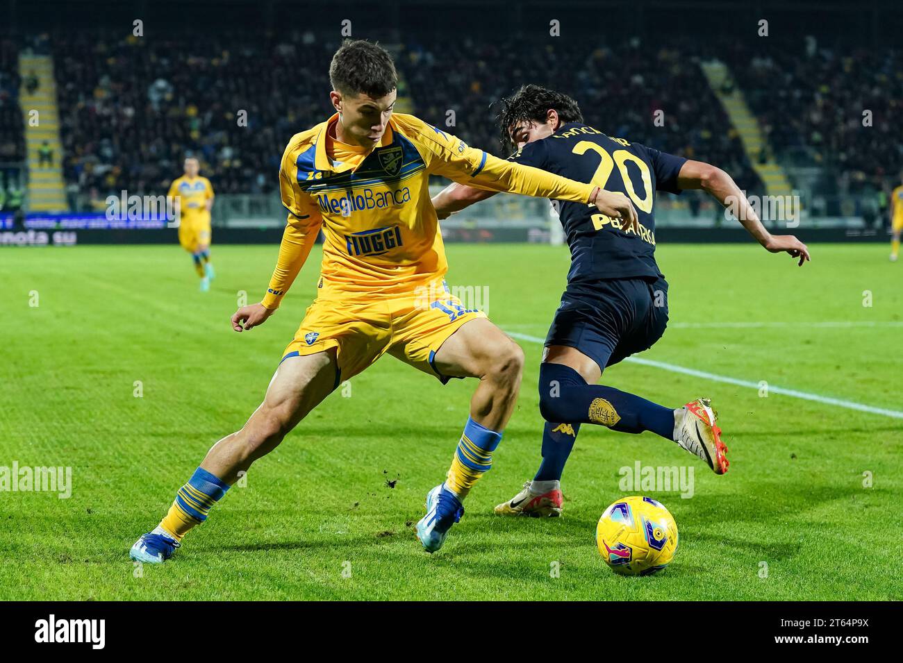 Matias Soule' di Frosinone calcio e Matteo Cancellieri dell'Empoli FC durante il match di serie A Tim tra Frosinone calcio e Empoli calcio allo Stadi Foto Stock