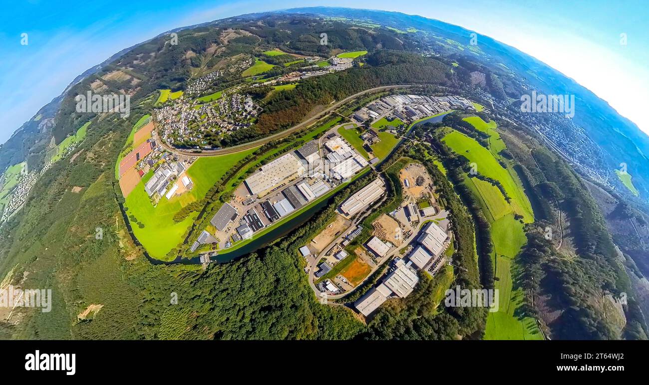 Vista aerea, area industriale Industriestraße, globo terrestre, immagine fisheye, immagine a 360 gradi, Tiny World, Lenhausen, Finnentrop, Sauerland, North Rhine- Foto Stock