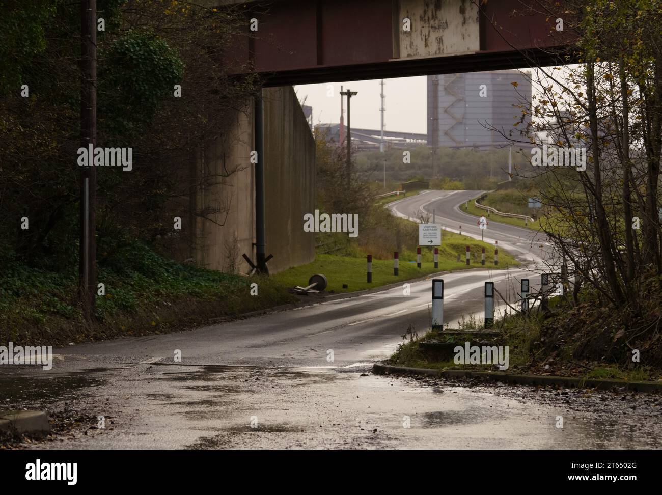 Scunthorpe, Lincs, 8 novembre 2023. British Steel ha confermato i piani per chiudere i suoi altiforni a Scunthorpe, anche se non sono ancora state date date. Il trasferimento metterà a rischio 2.000 posti di lavoro. L'obiettivo è quello di creare un futuro più verde per l'azienda, sostituendo i forni con due forni elettrici ad arco a Scunthorpe e Teesside. L'azienda è di proprietà del Jingye Group cinese. I piani per chiudere i forni hanno il sostegno del governo britannico. Credito: Bridget Catterall/Alamy Live News Foto Stock