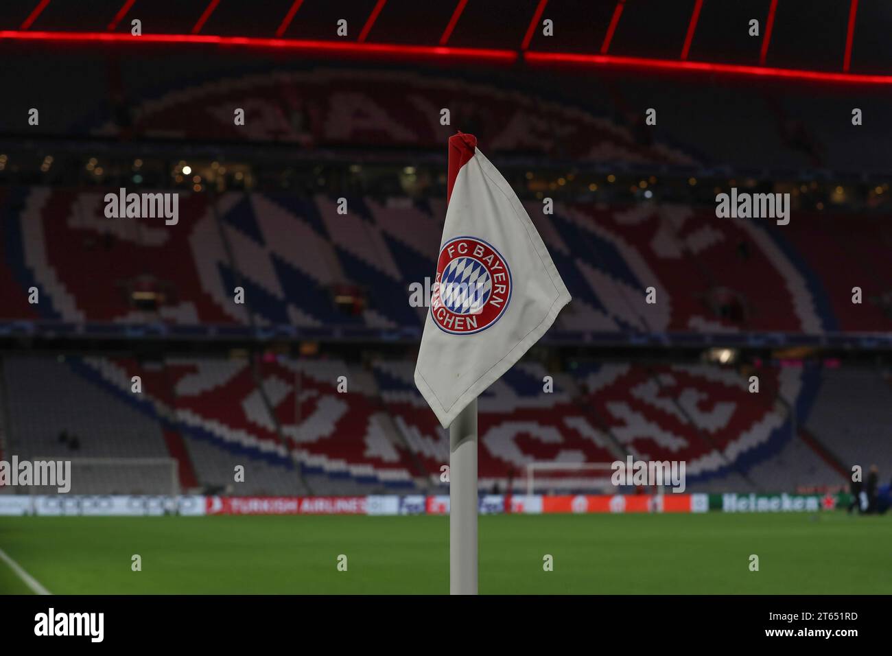 Monaco, Germania. 8 novembre 2023. Vista generale all'interno dello stadio durante la partita del Bayern Monaco FC V Galatasaray A.S. FC UEFA Champions League gruppo A all'Allianz Arena di Monaco, Germania l'8 novembre 2023 credito: Every Second Media/Alamy Live News Foto Stock