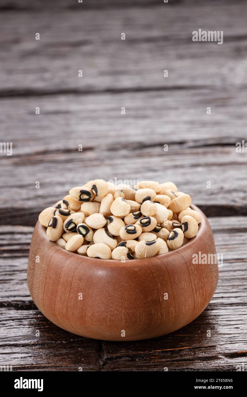 Piselli bianchi crudi secchi dagli occhi neri - carilla di Alubia Foto Stock
