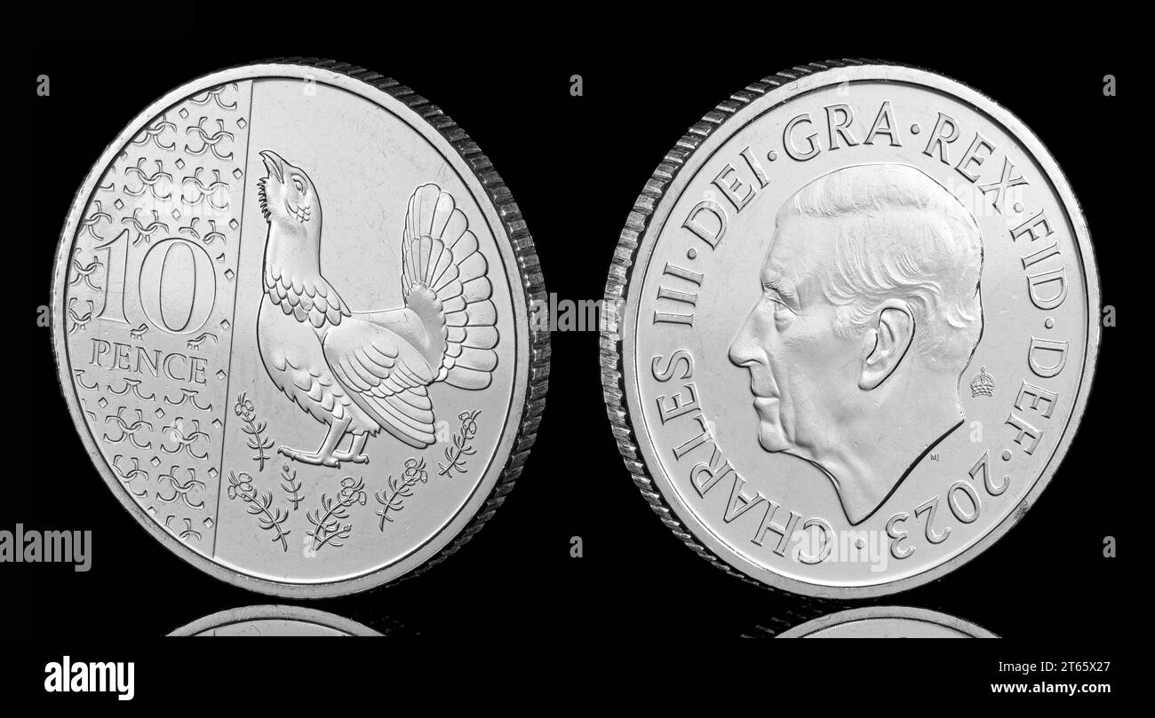 La moneta Capercaillie da 10 pence, tratta dal set di Defintive King Charles III del 2023, entrerà in circolazione generale entro la fine del 2023 Foto Stock