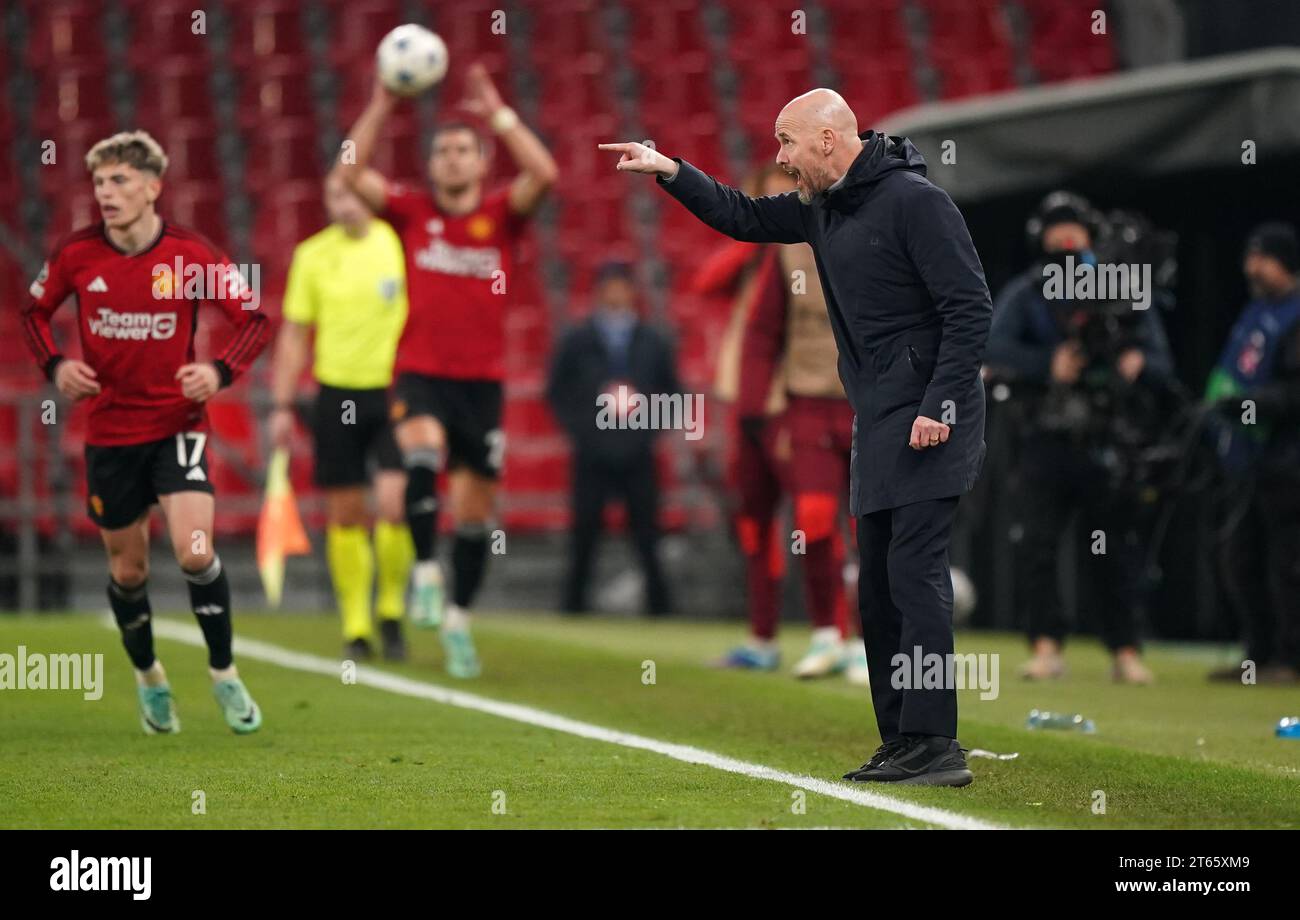 Erik Ten Hag, allenatore del Manchester United, sulla linea di contatto durante la partita di UEFA Champions League Group A al Parken Stadium di Copenaghen. Data foto: Mercoledì 8 novembre 2023. Foto Stock