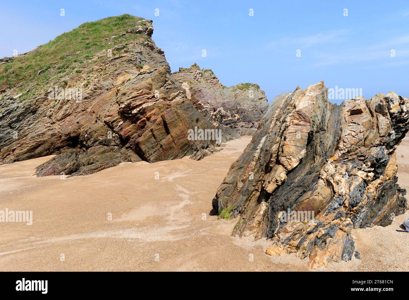 Ardesia e quartzite dell'Ordoviciano. Costa di o Viciedo, provincia di Lugo, Galizia, Spagna. Foto Stock