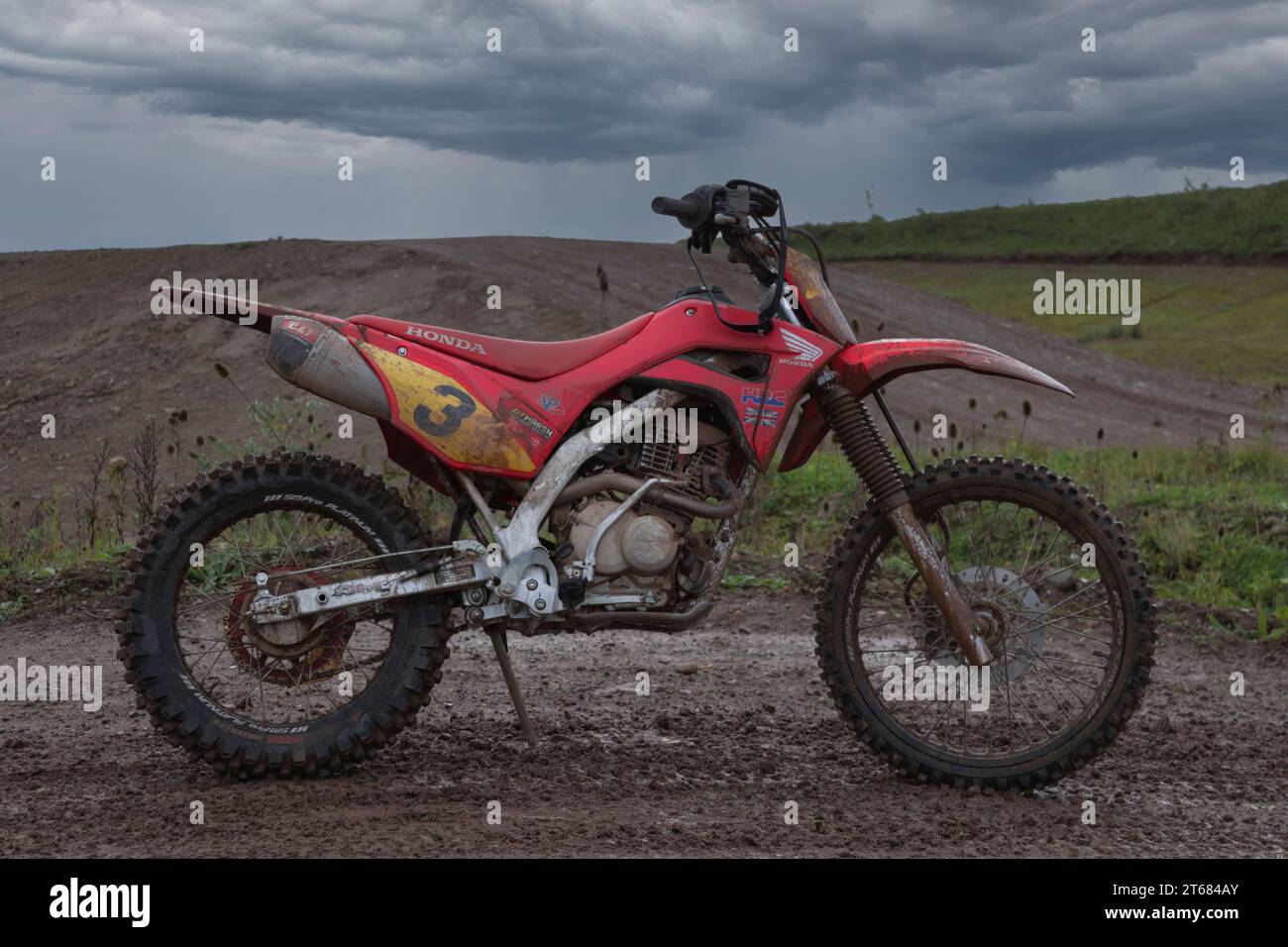 Moto da cross su pista Motocross Foto Stock