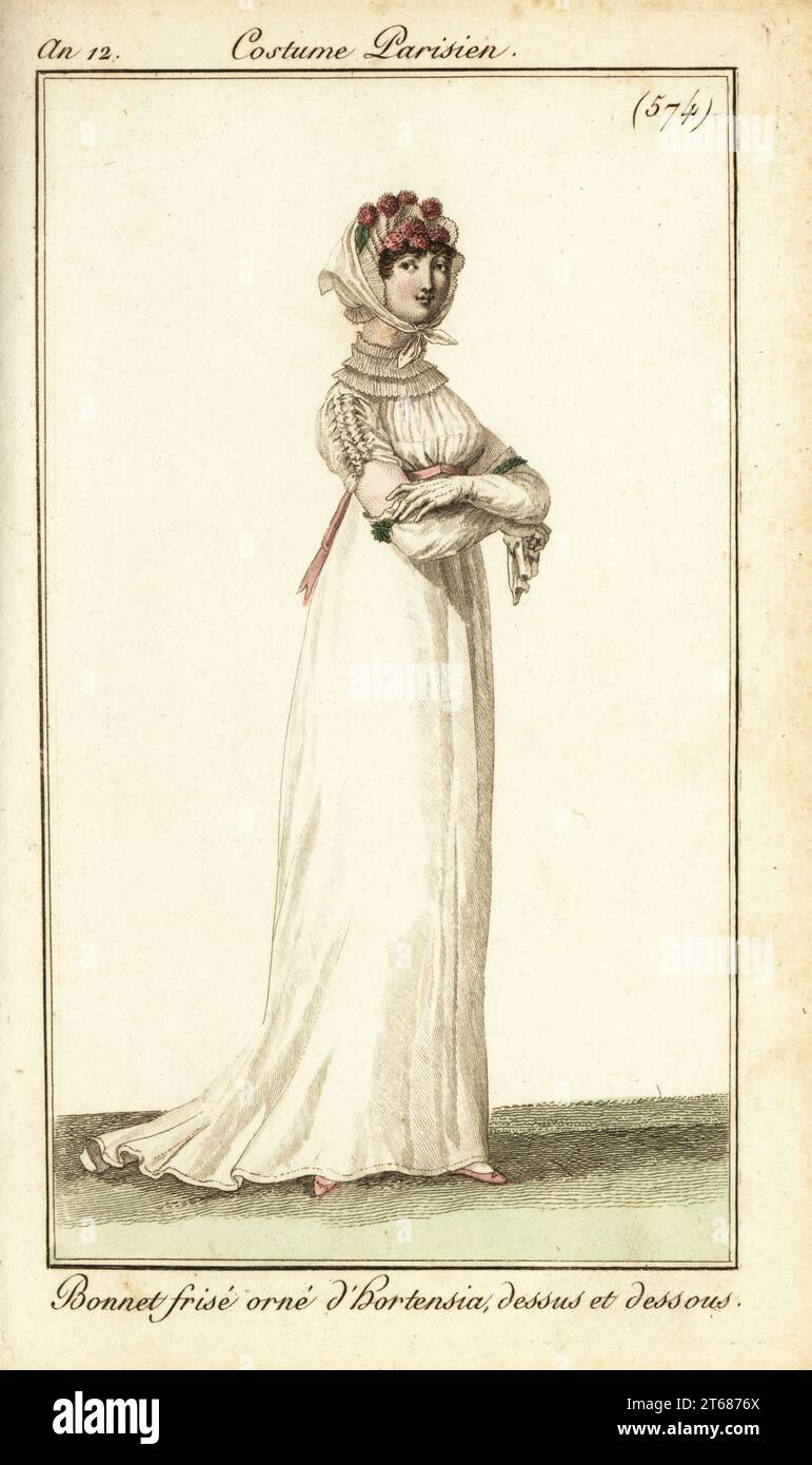 Donna con cofano adornato con ortensie, Parigi, 1804. Indossa un colletto a imbuto e un abito in mussola con maniche schiacciate. Fregata sul cofano orne d'Hortensia, dessus et dessous, Colerette en Entonnoir. Incisione in copperplate a mano da Pierre de la Mesangeres Journal des Dames et des Modes, Magazine of Women and Fashion, Paris, An 12, agosto 1804. Illustrazioni di Carle Vernet, Jean-Francois Bosio, Dominique Bosio e Philibert Louis Debucourt, incise da Pierre-Charles Baquoy. Foto Stock