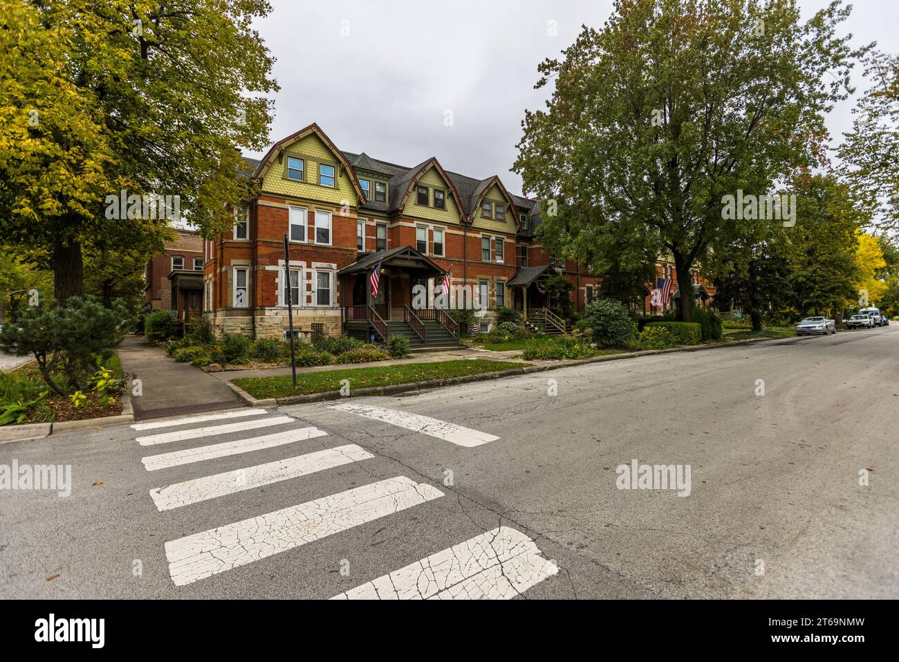 Il quartiere Pullman di Chicago è stato gentrificato dalla fine del XX secolo. Molti residenti sono coinvolti nel restauro delle proprie case e in progetti in tutto il quartiere. Chicago, Illinois, Stati Uniti Foto Stock