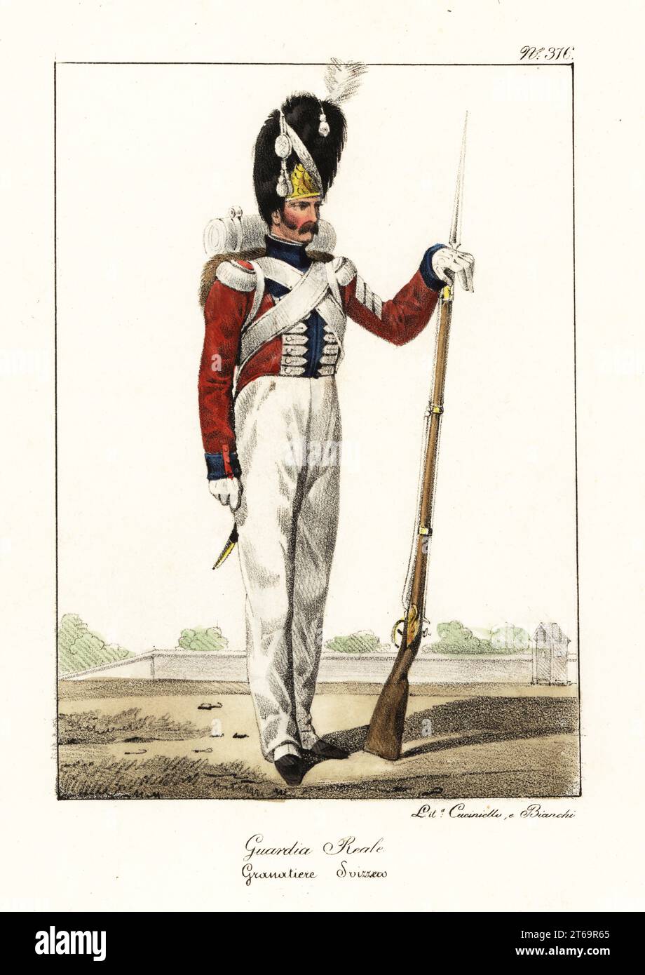 Granatiere della Guardia Svizzera, Guardia reale francese, restaurazione borbonica. In pelle d'orso con pennello, cappotto rosso con rana e spalline, pantaloni bianchi, armati di moschetto e baionetta. Garde Royale. Grenadier Suisse. Litografia colorata a mano di Lorenzo Bianchi e Domenico Cuciniello dopo Hippolyte Lecomte da Costumi civili e militari della monarchia francese dal 1200 al 1820, Napoli, 1825. Edizione italiana dei Lecomti costumi civili e militari della monarchia francese dal 1200 al 1820. Foto Stock