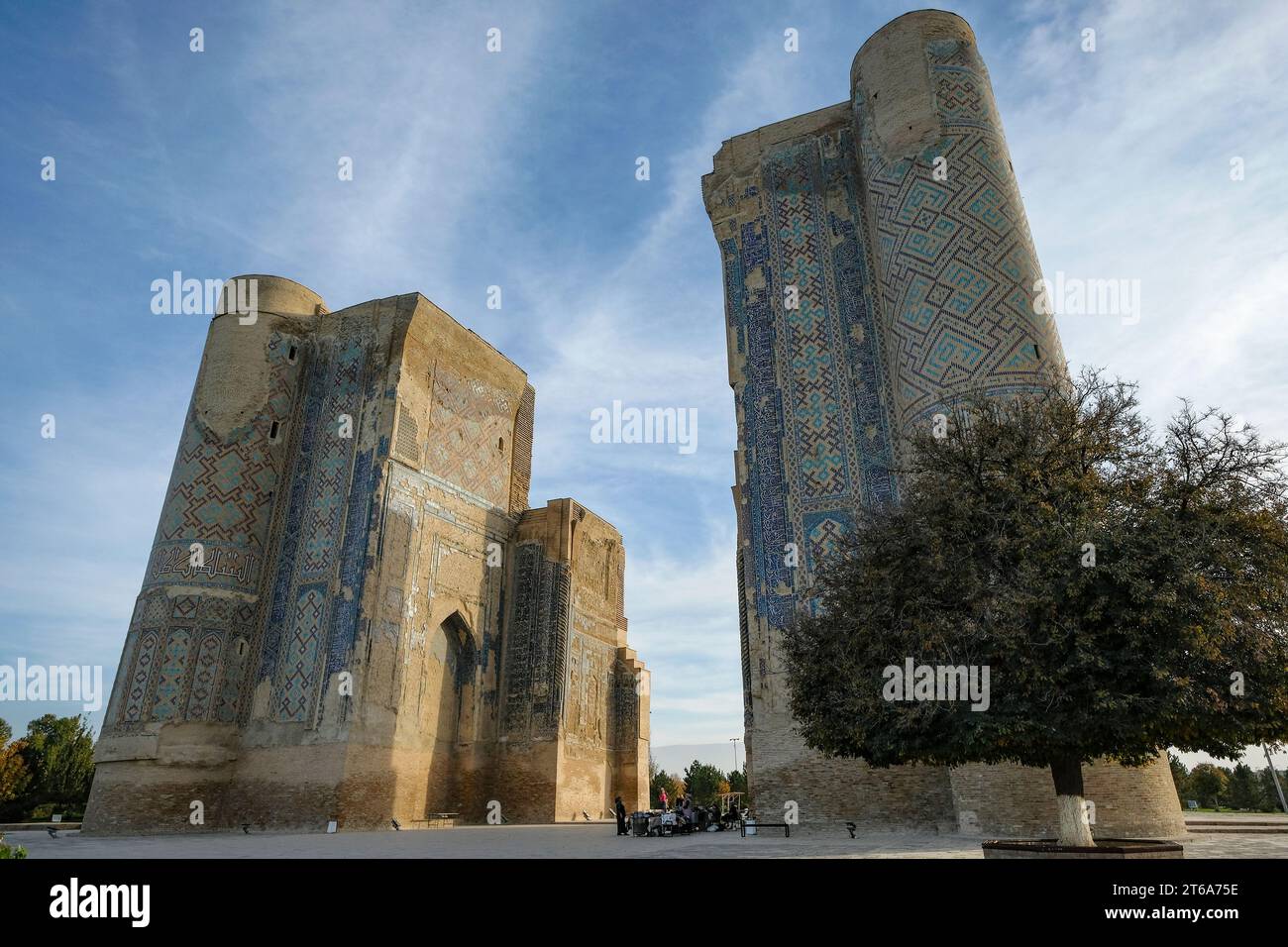 Shahrisabz, Uzbekistan - 4 novembre 2023: Rovine del Palazzo di Ak Saray a Shahrisabz, Uzbekistan. Foto Stock