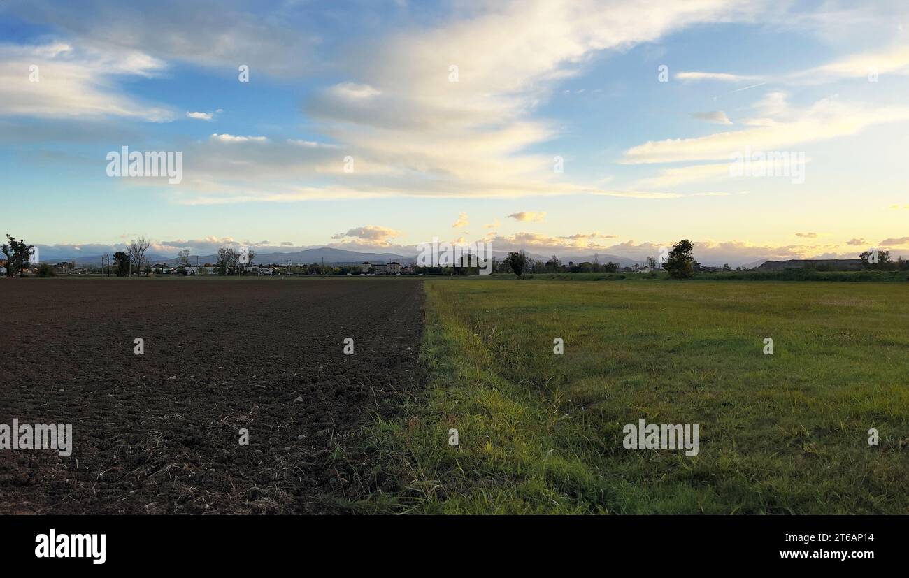 Paesaggio nel mondo agricolo italiano Foto Stock