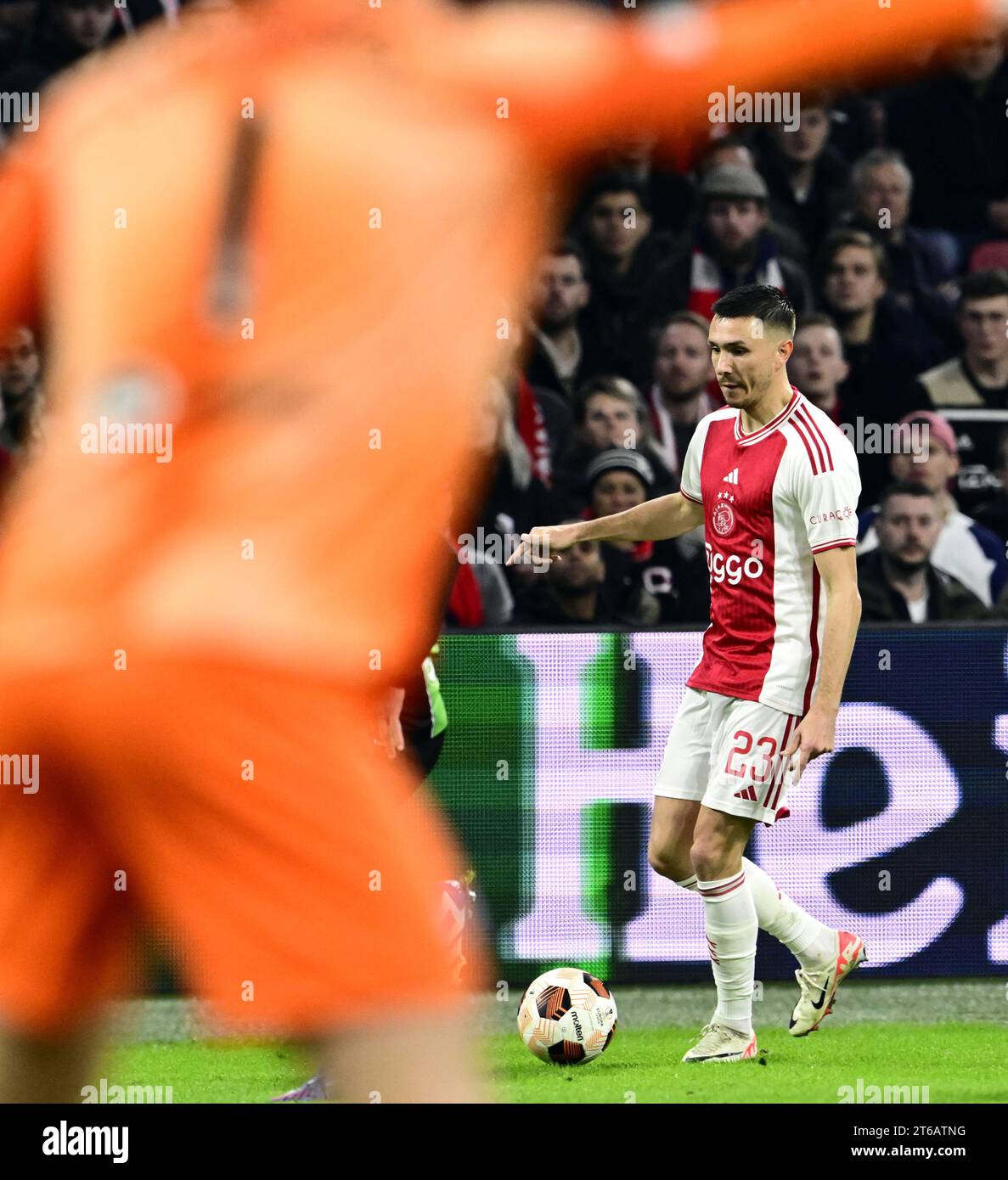 AMSTERDAM - Steven Berghuis dell'Ajax durante la partita del gruppo B di UEFA Europa League tra l'Ajax Amsterdam e il Brighton & Hove Albion FC alla Johan Cruyff Arena il 9 novembre 2023 ad Amsterdam, Paesi Bassi. ANP OLAF KRAAK Foto Stock