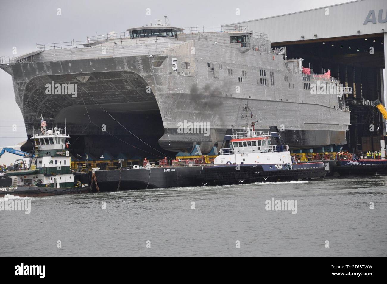 USNS Trenton (JHSV-5) è stato lanciato ad Austal USA nel settembre 2014 Foto Stock