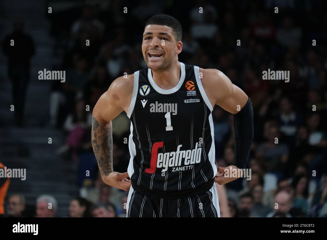 Lundberg Gabriel di Bologna durante la partita Turkish Airlines EuroLeague tra Real Madrid e Virtus Segafredo Bologna al WiZink Center di nove Foto Stock