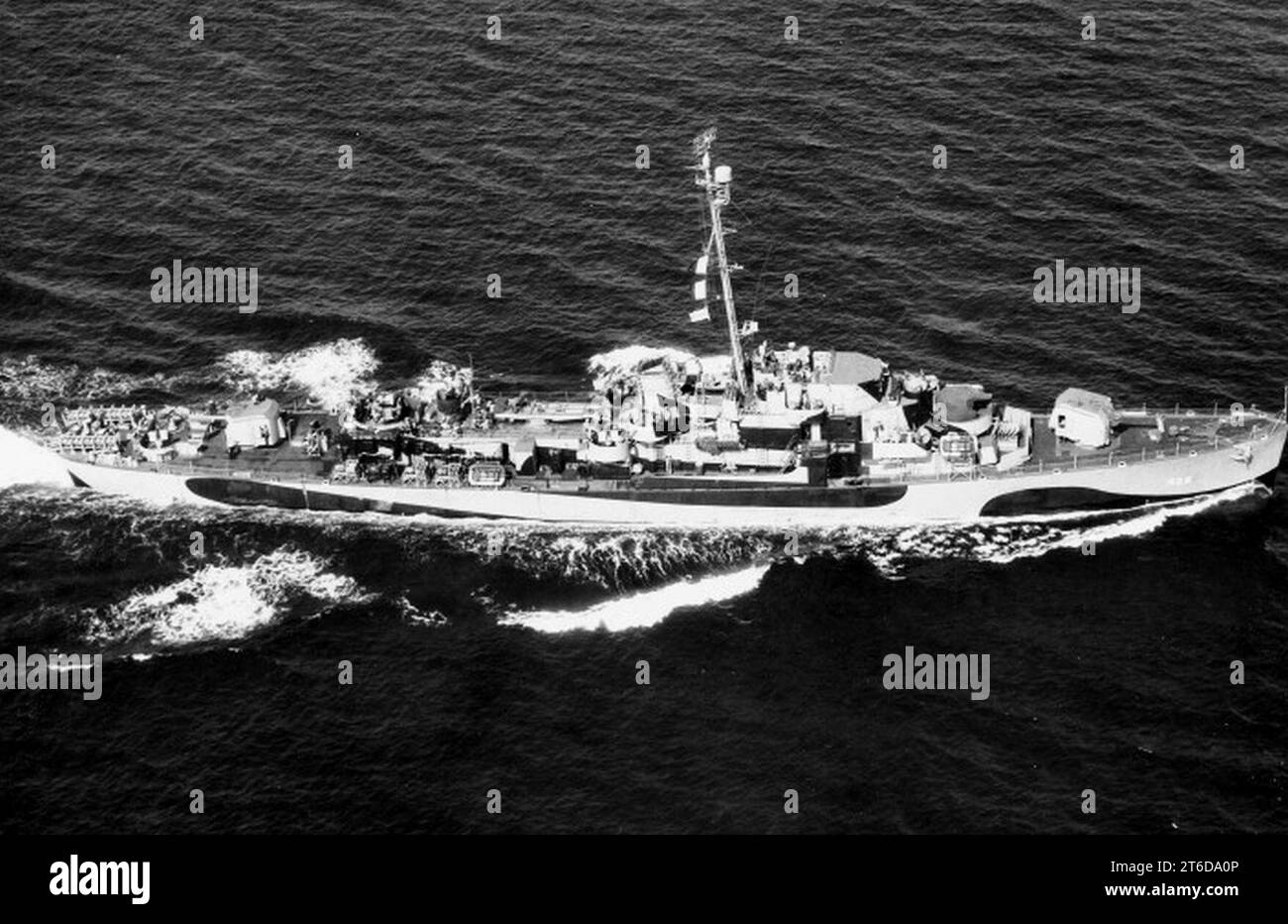 USS Corbesier (DE-438) in corso nell'Oceano Atlantico al largo di New York (USA) il 29 maggio 1944 Foto Stock