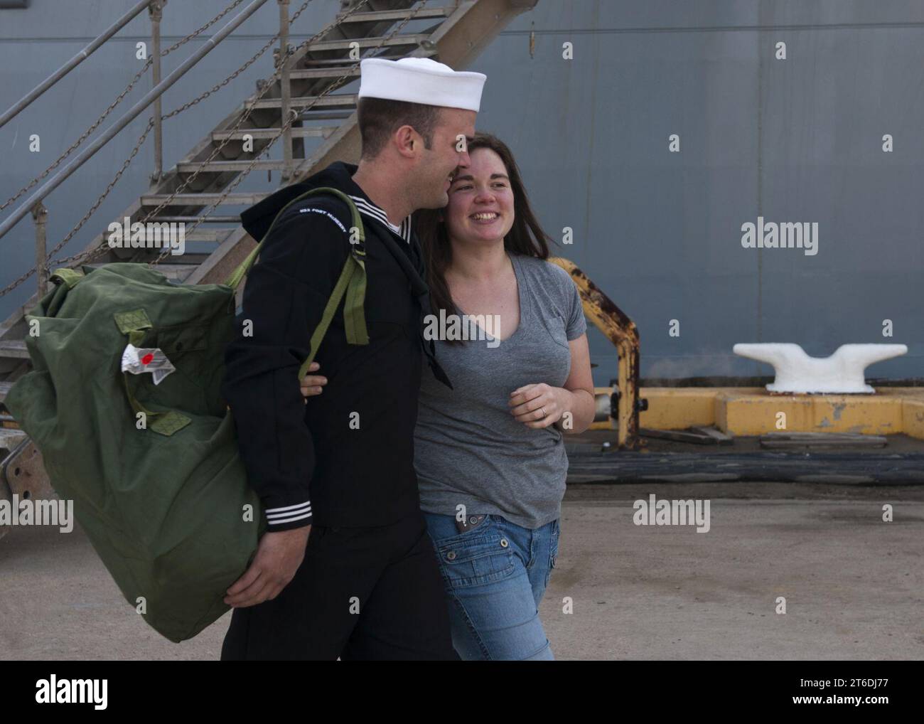 USS Fort McHenry - ritorno a casa 121130 Foto Stock