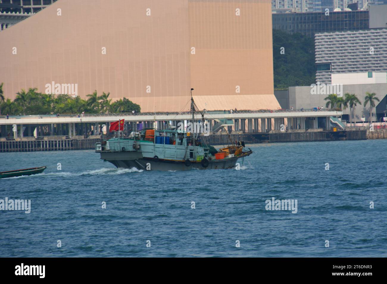 Barca di posta indesiderata in Hong Kong Foto Stock