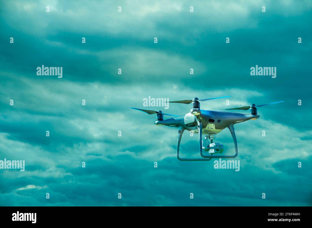 Drone in volo Foto Stock