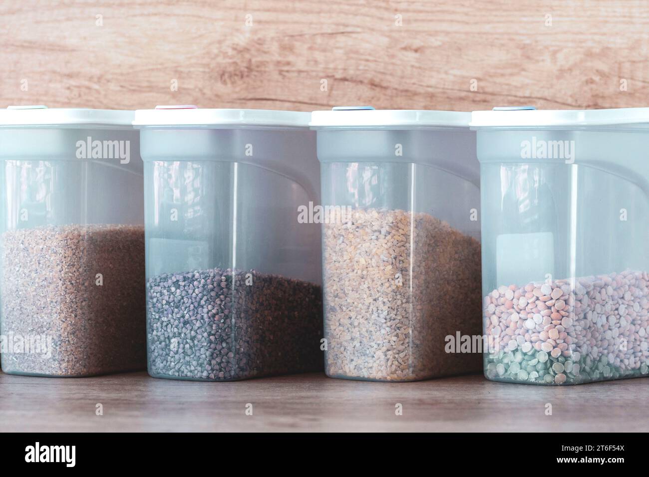 Contenitore cereali immagini e fotografie stock ad alta risoluzione - Alamy