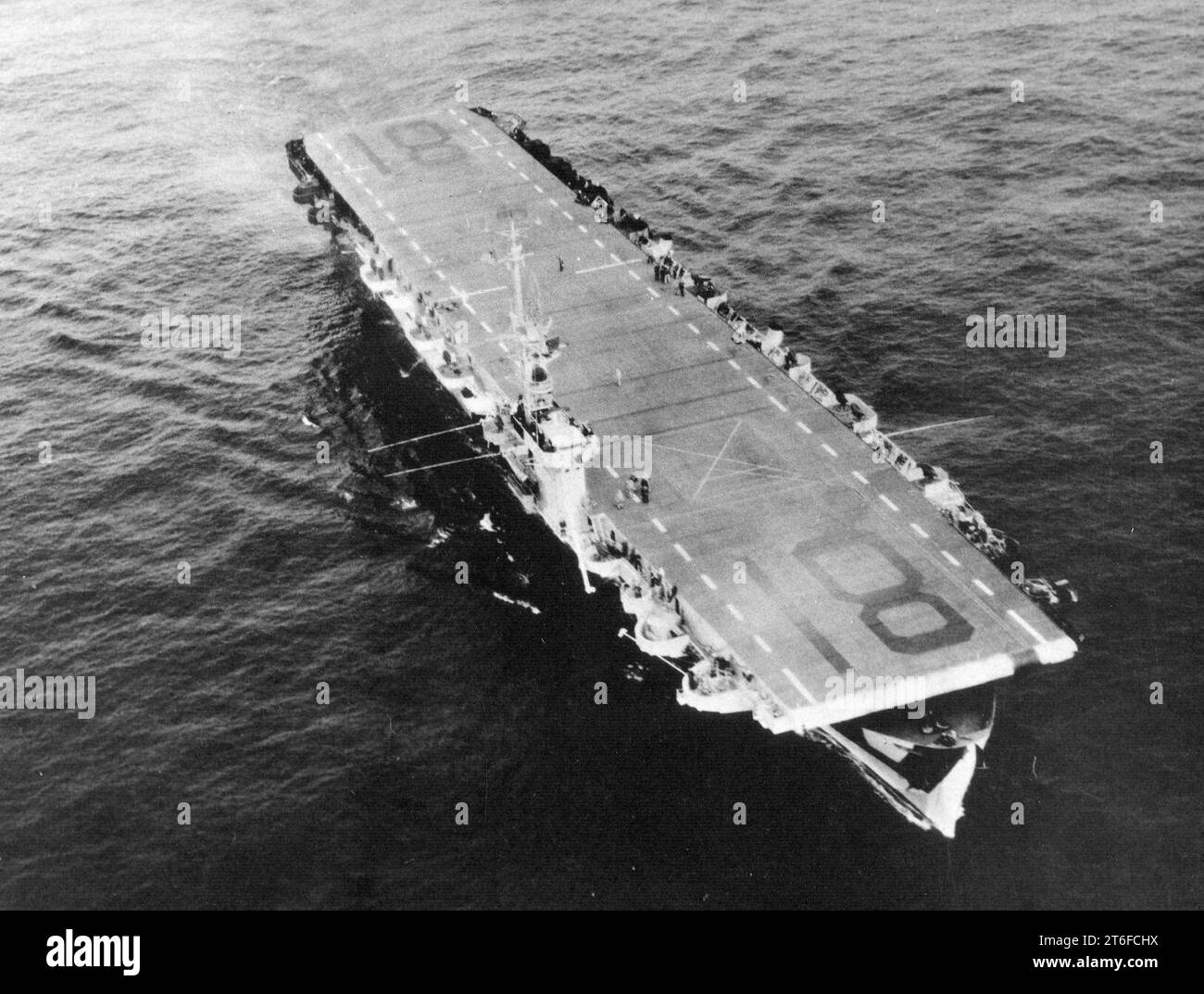 USS Rudyerd Bay (CVE-81) in corso nel 1944 Foto Stock