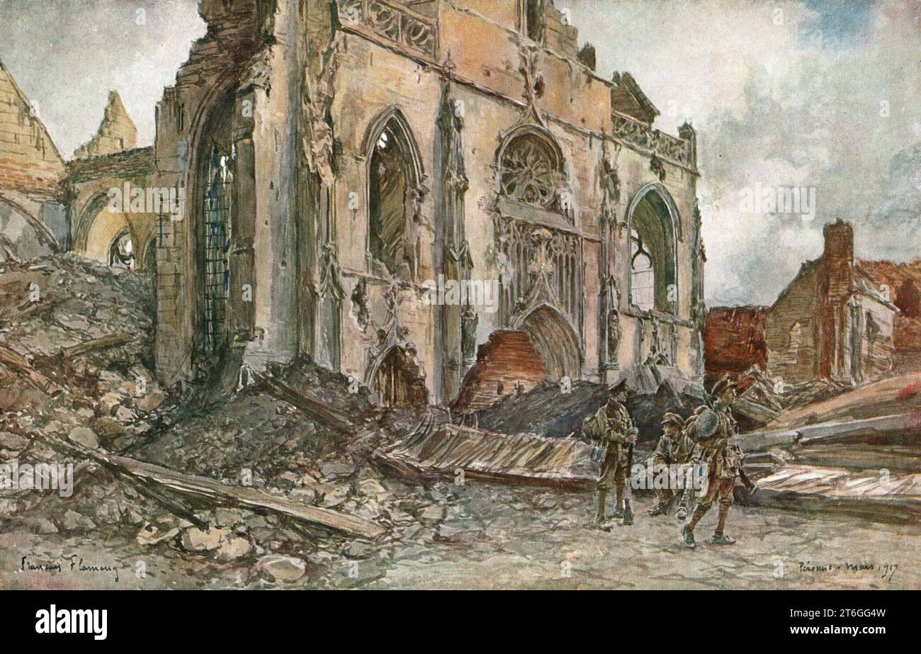 "Cattedrale di Peronne", 1917. Da "l'album de la Guerre 1914-1919, volume 1" [l'Illustration, Paris, 1924]. Foto Stock